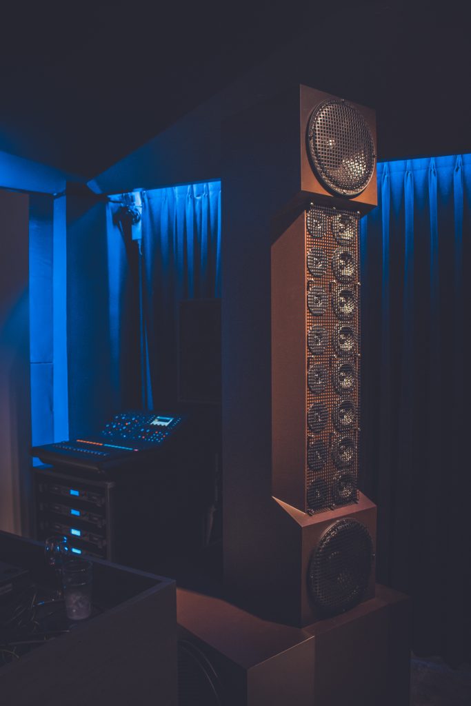 speaker